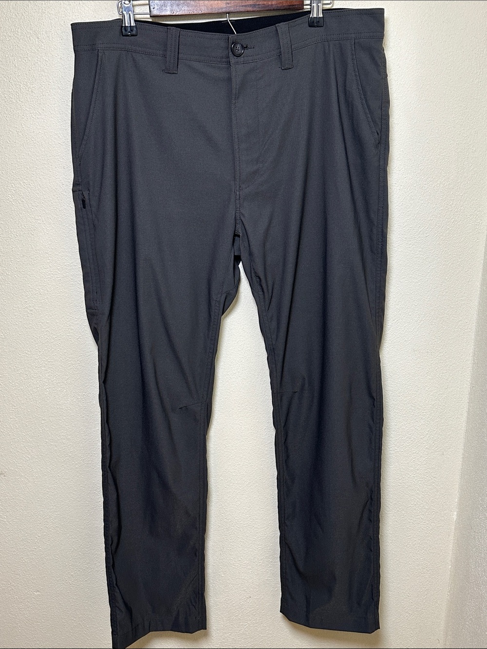 PrAna Men's Dark Gray Performance Slim Fit Pants - Sz 36x30